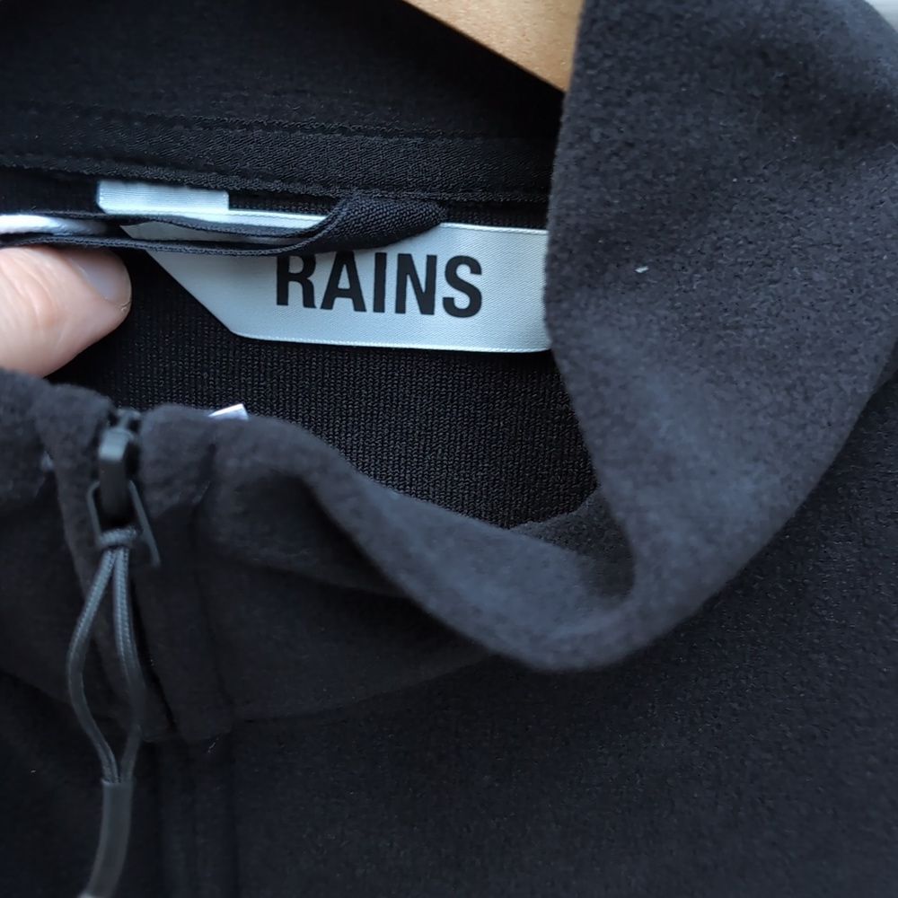 NWT Rains Addis Half-Zip Fleece - Picture 2 of 4